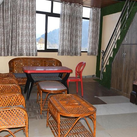Hotel Mountain View And Rooftop Restaurant Pithoragarh Bagian luar foto